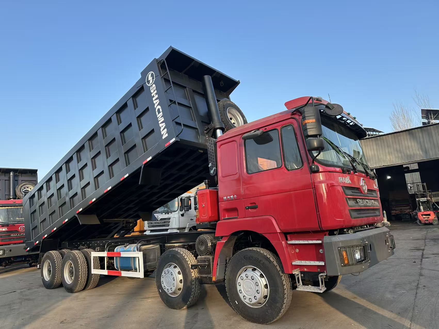 陕汽重型自卸半挂车